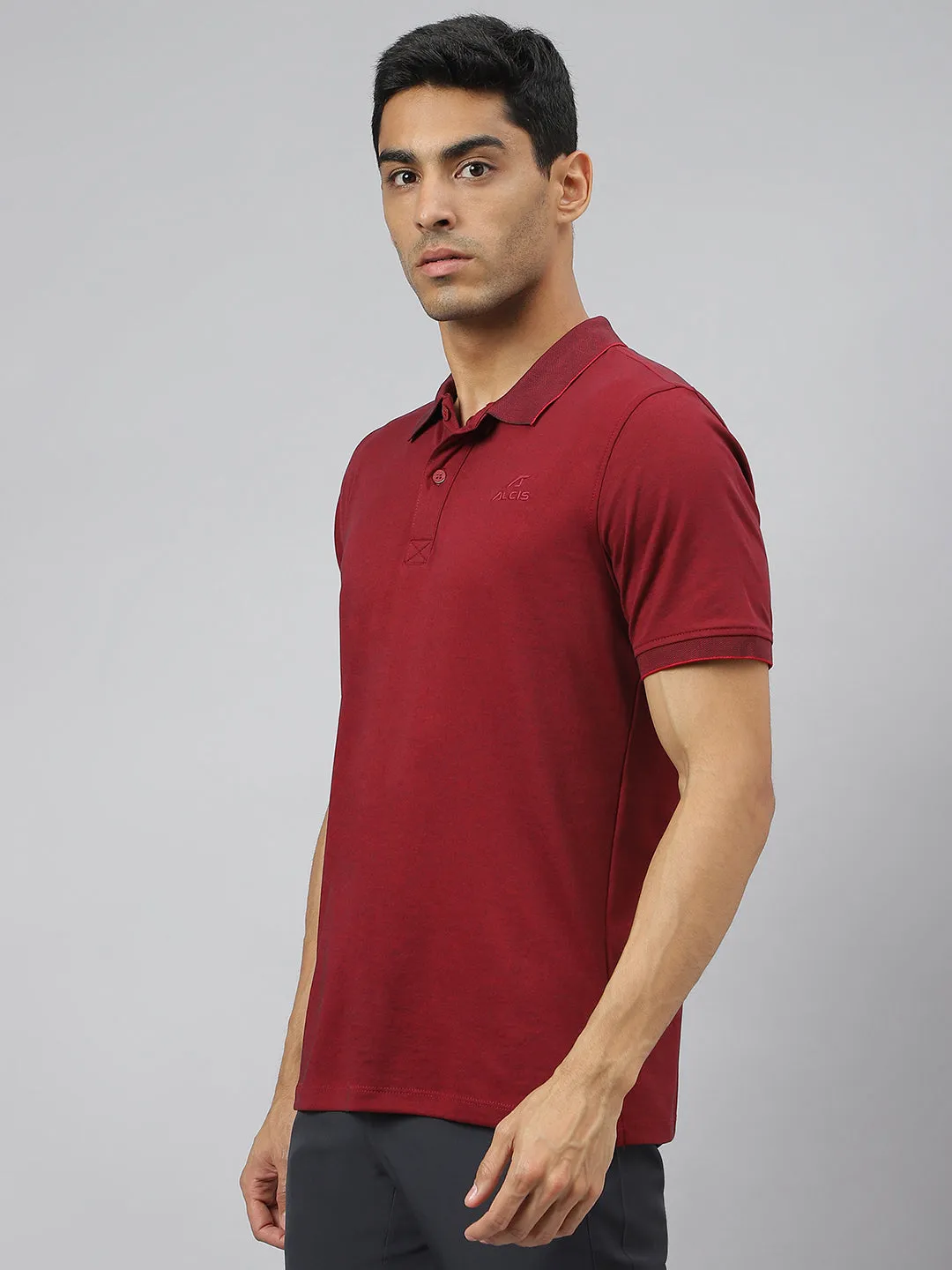 Alcis Men Maroon & Black Anti-Static Slim-Fit Metro Athleisure Polo T-Shirt