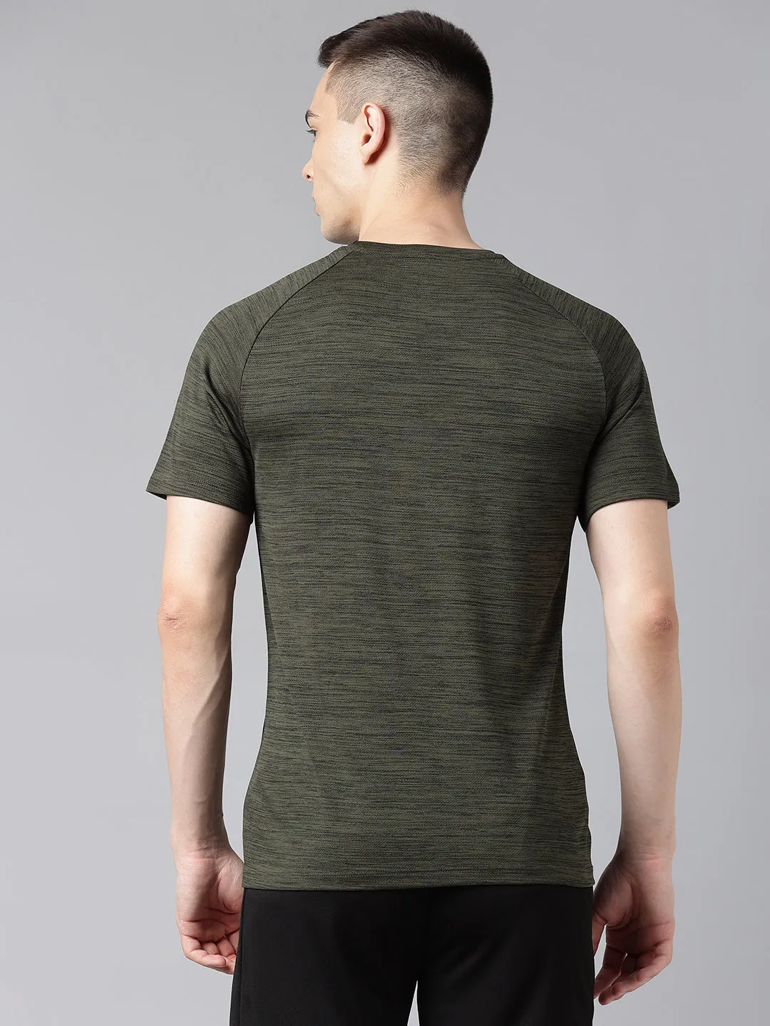 Alcis Men's Olive & Black Colour-Blocked Anti-Static Drytech  Slim-Fit Training Tee