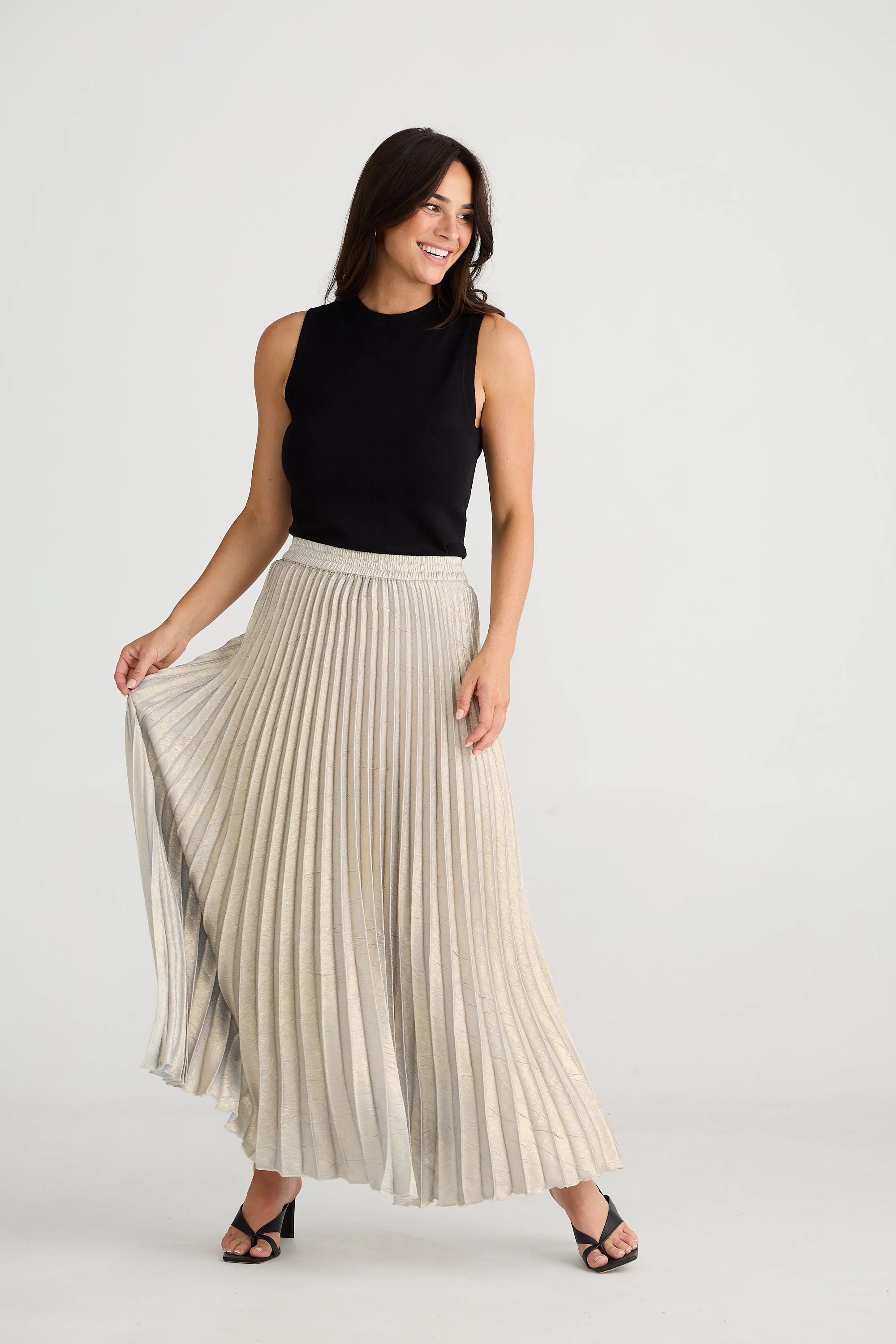 Alias Pleated Skirt (Champagne)