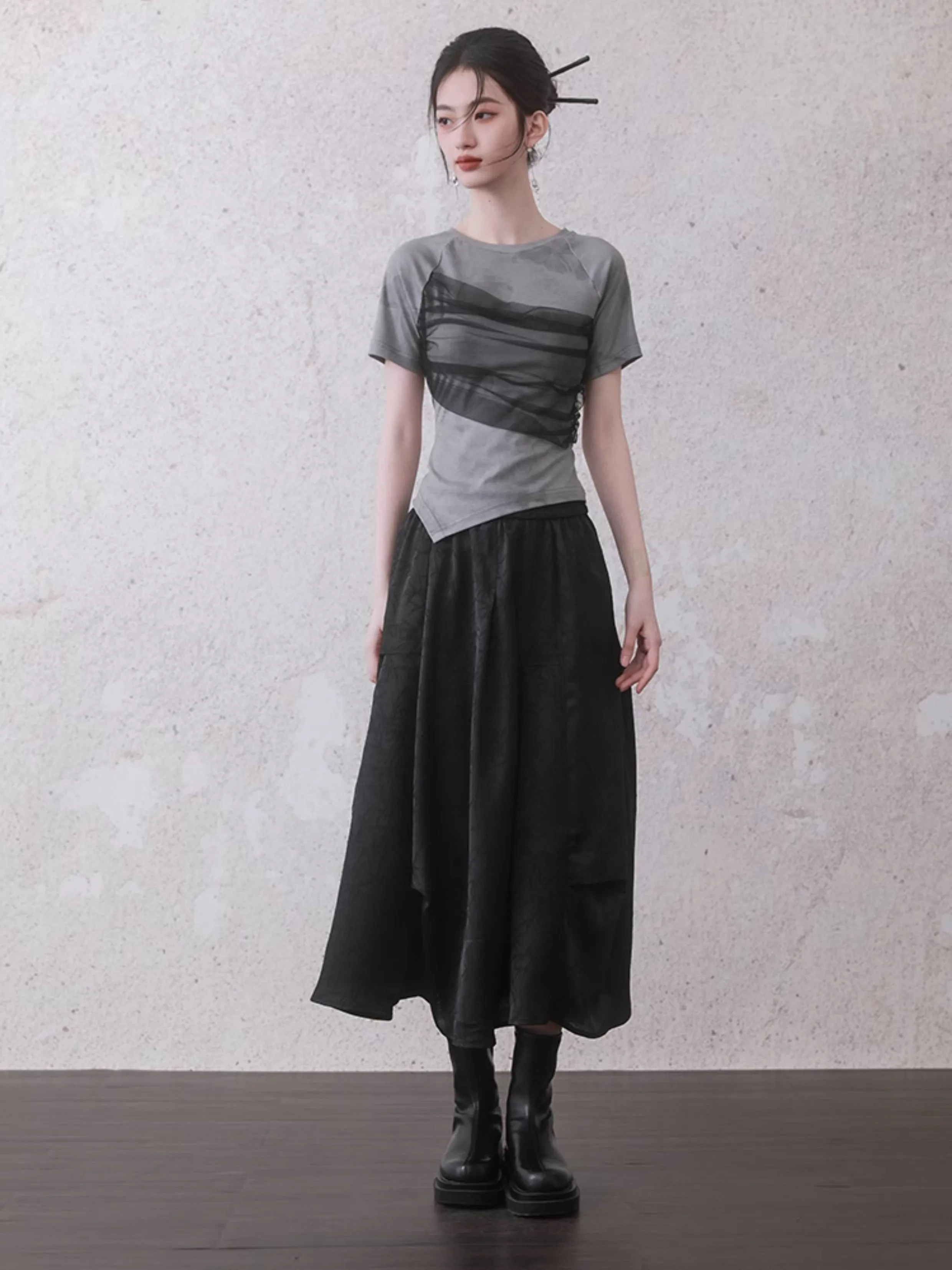 Bamboo Leaf Irregular Pleated Skirt