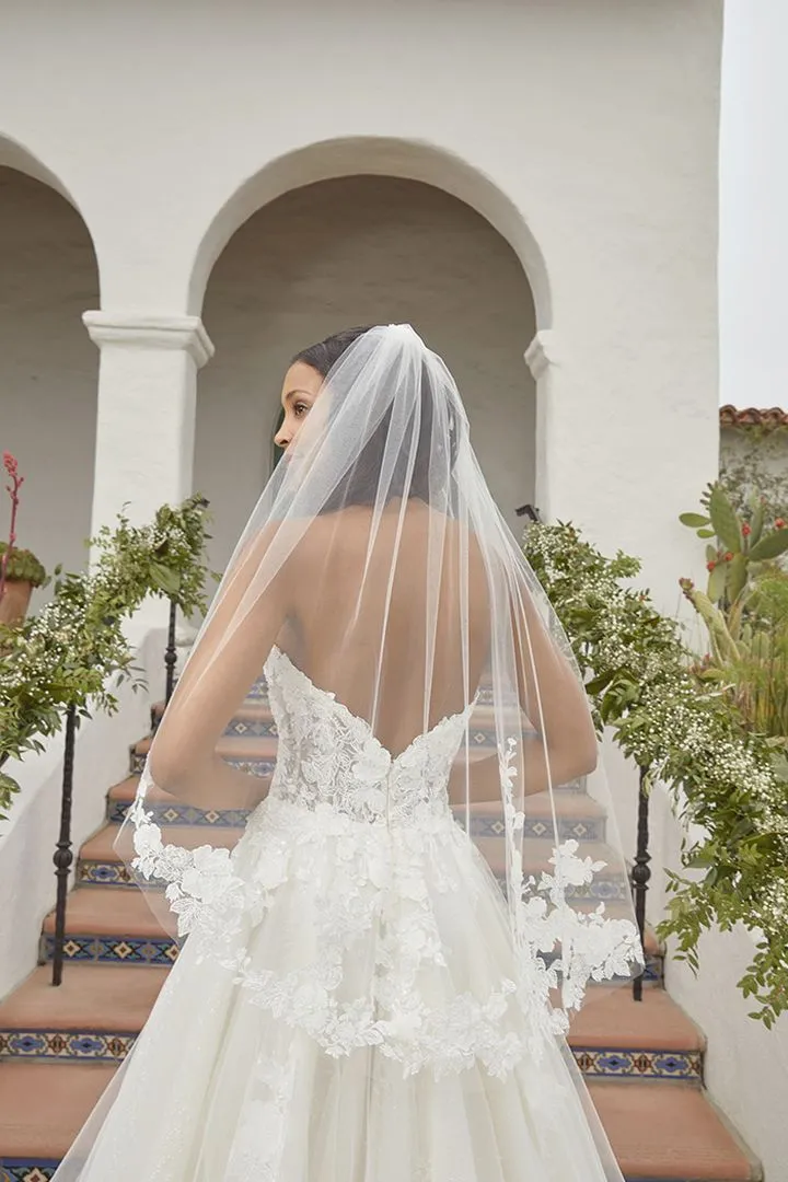 Beloved Bridal B372 Astley Wedding Dress by Casablanca Bridal  size 4 Lace Off the Shoulder Ballgown