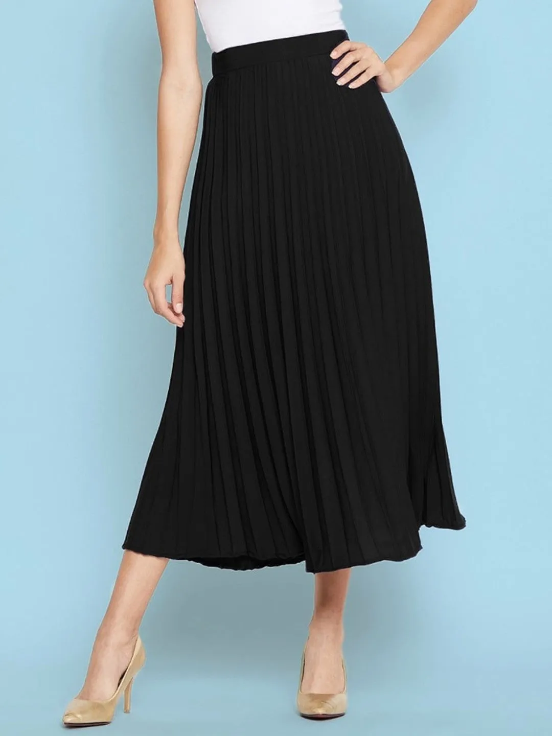 Black Solid A-Line Pleated Skirt