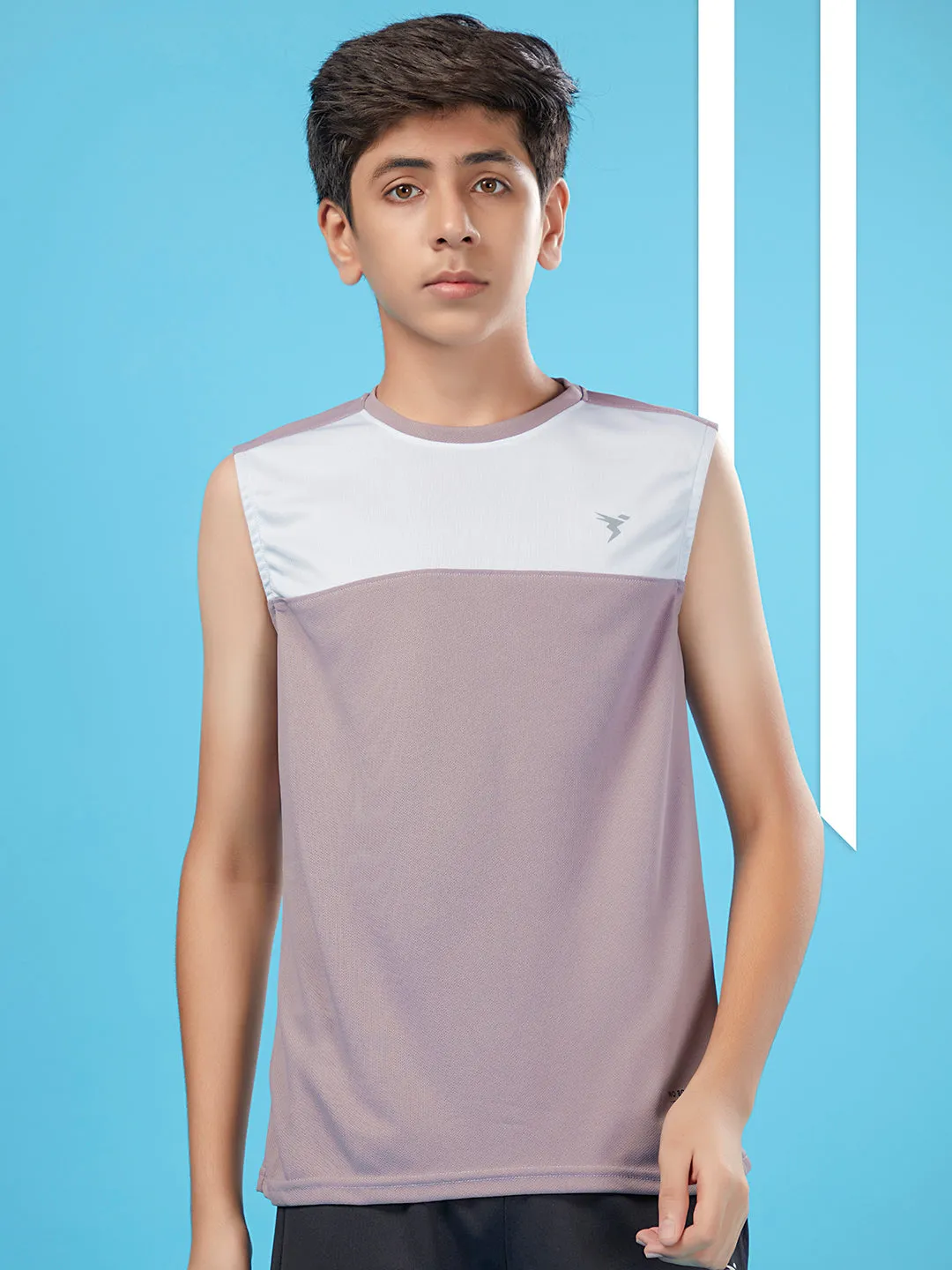 Boys Colorblock Slim Fit Round Neck T-shirt with TECHNO COOL 