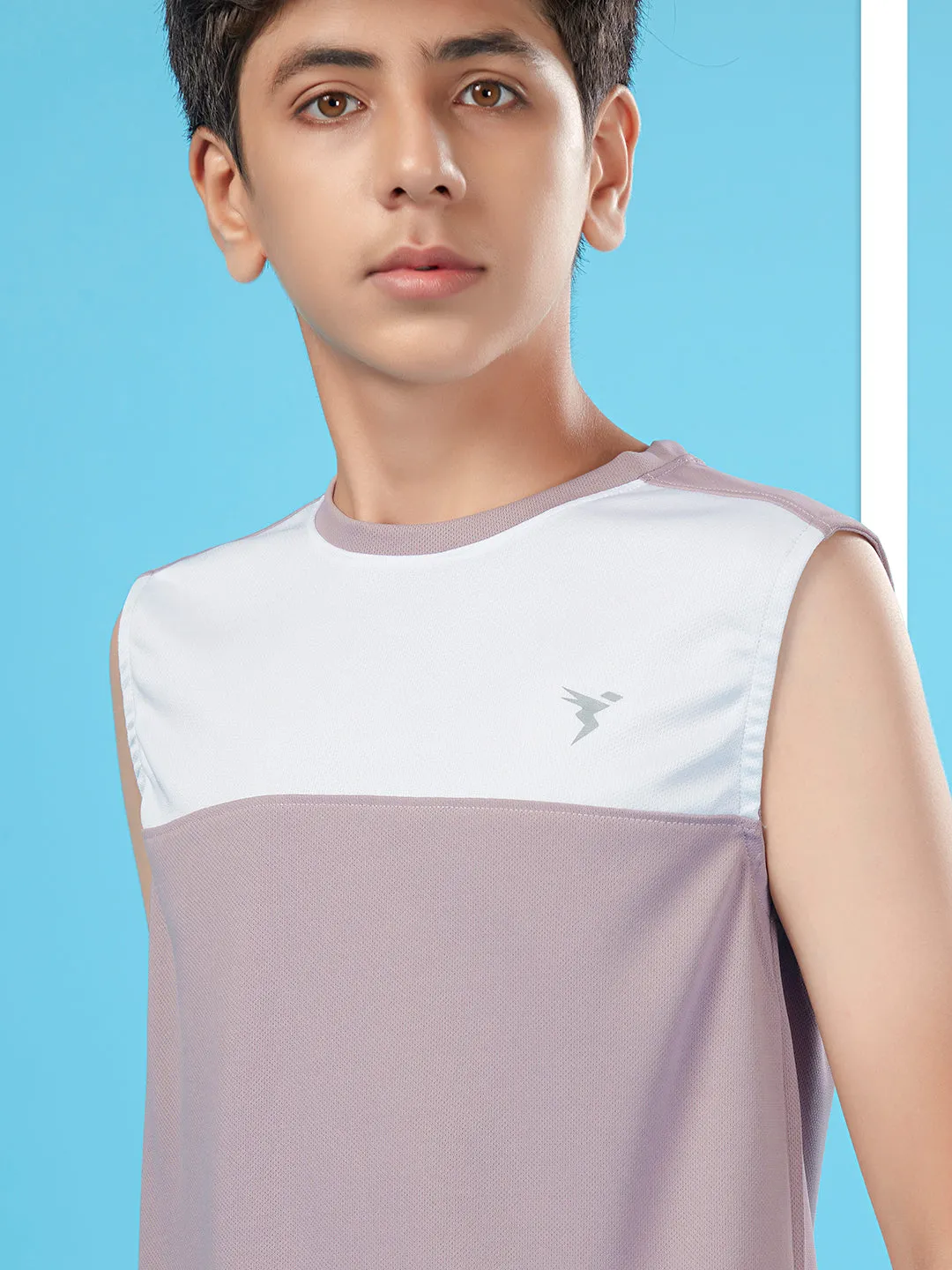 Boys Colorblock Slim Fit Round Neck T-shirt with TECHNO COOL 