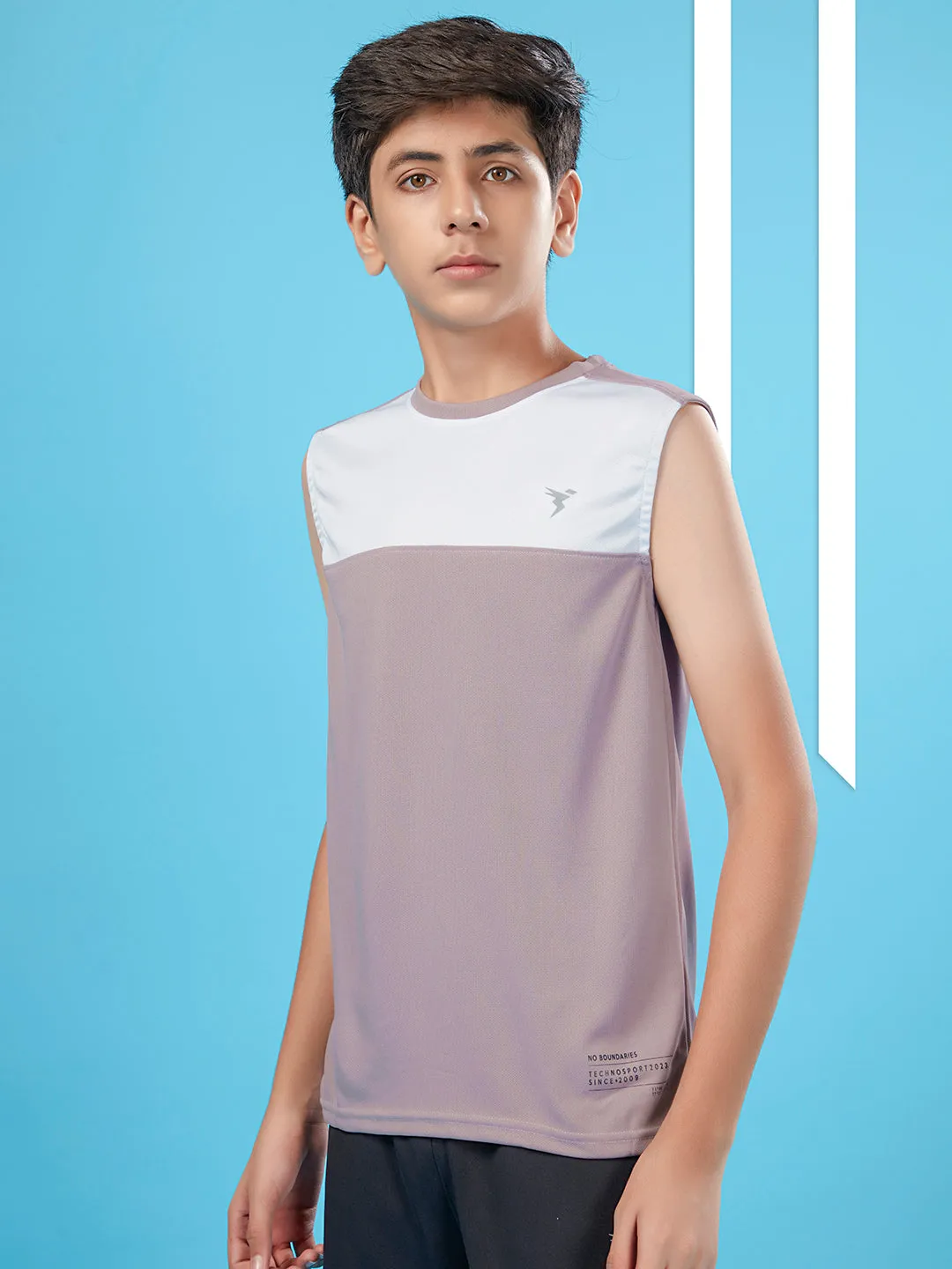 Boys Colorblock Slim Fit Round Neck T-shirt with TECHNO COOL 