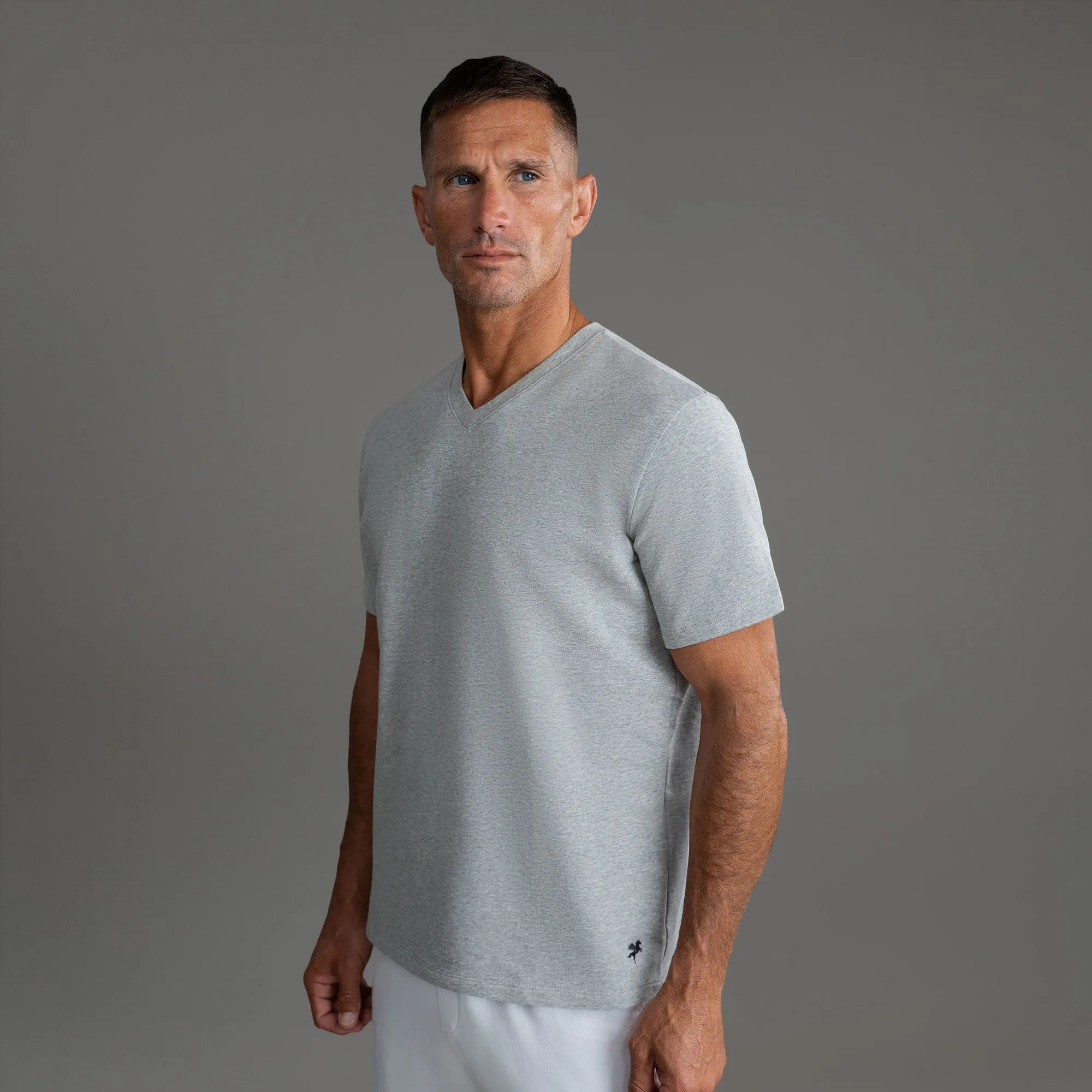 Cumulus V-Neck T-Shirt - Tailored