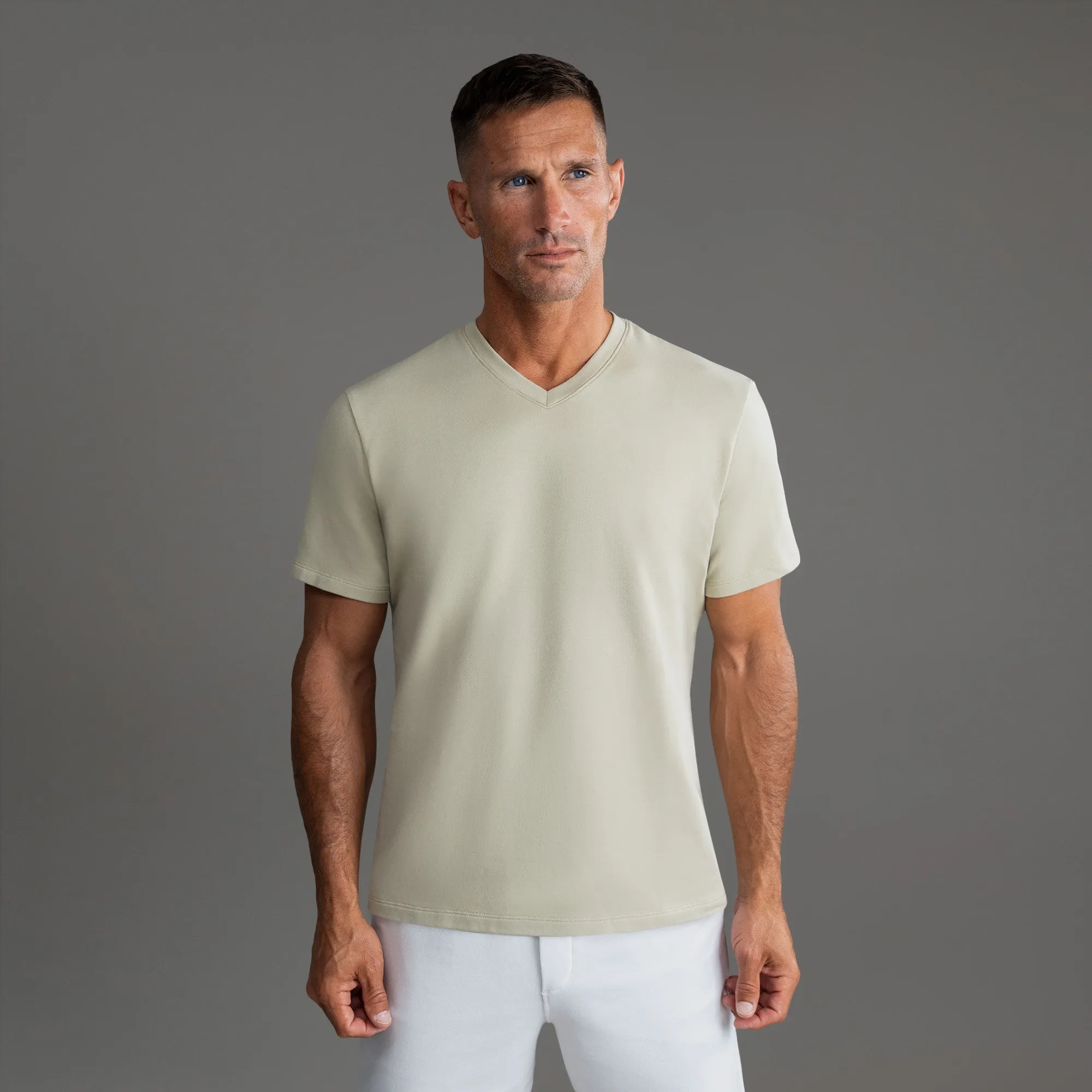 Cumulus V-Neck T-Shirt - Tailored