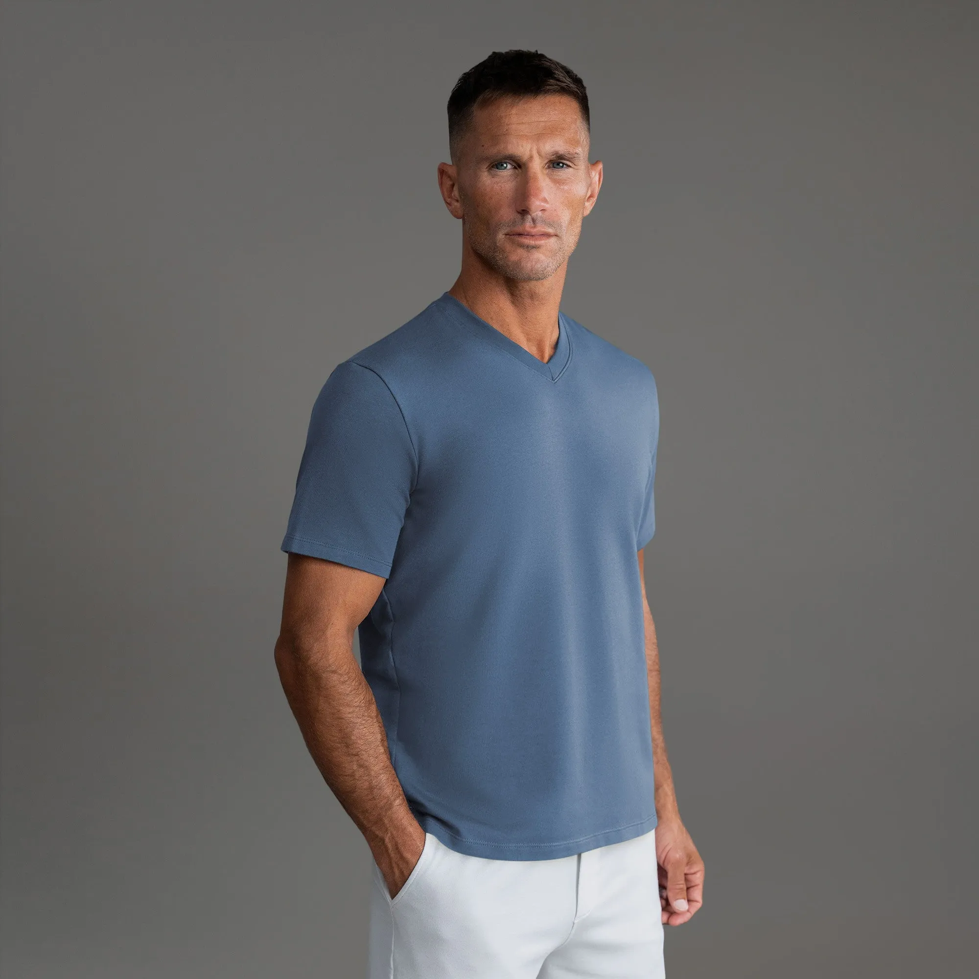 Cumulus V-Neck T-Shirt - Tailored