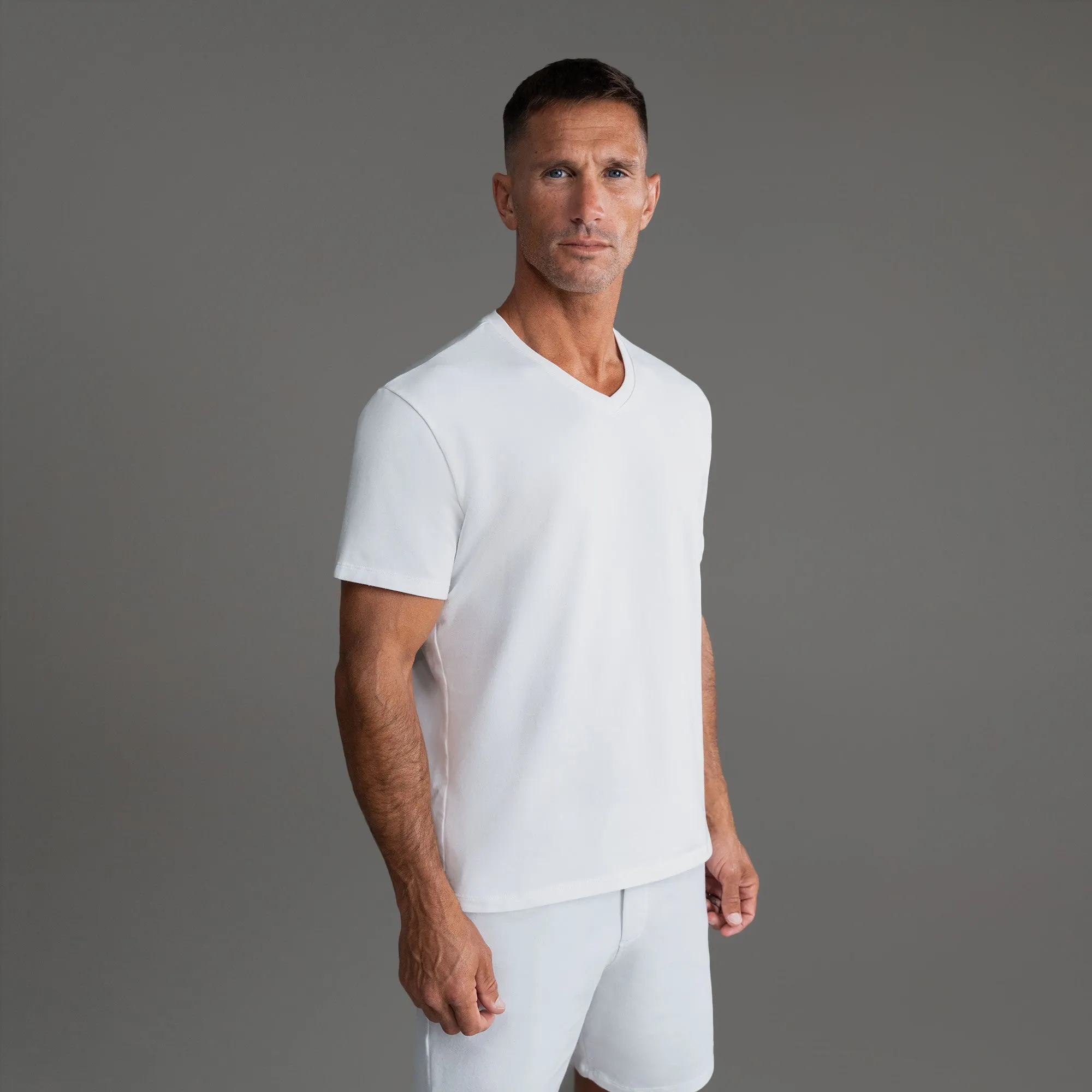 Cumulus V-Neck T-Shirt - Tailored