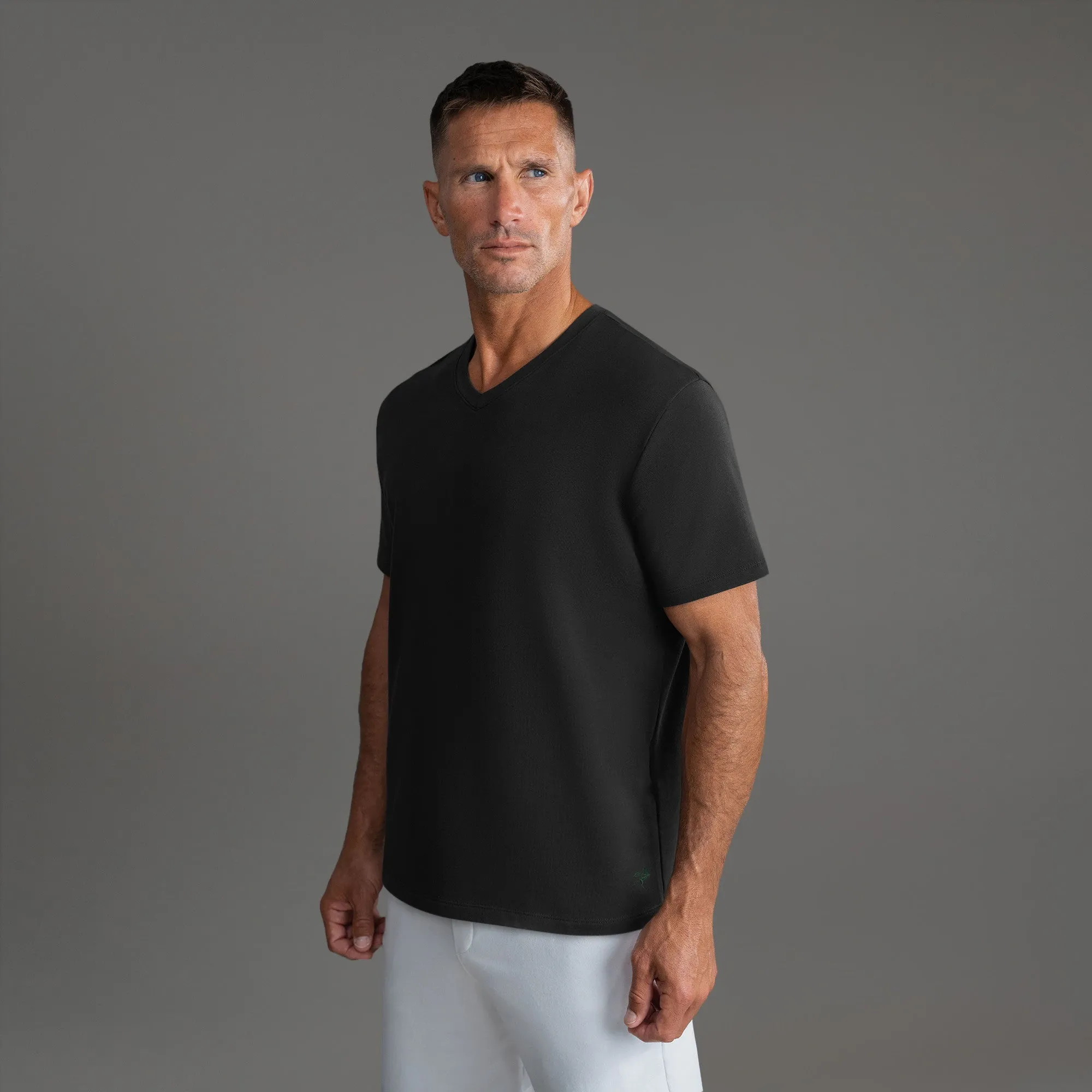 Cumulus V-Neck T-Shirt - Tailored