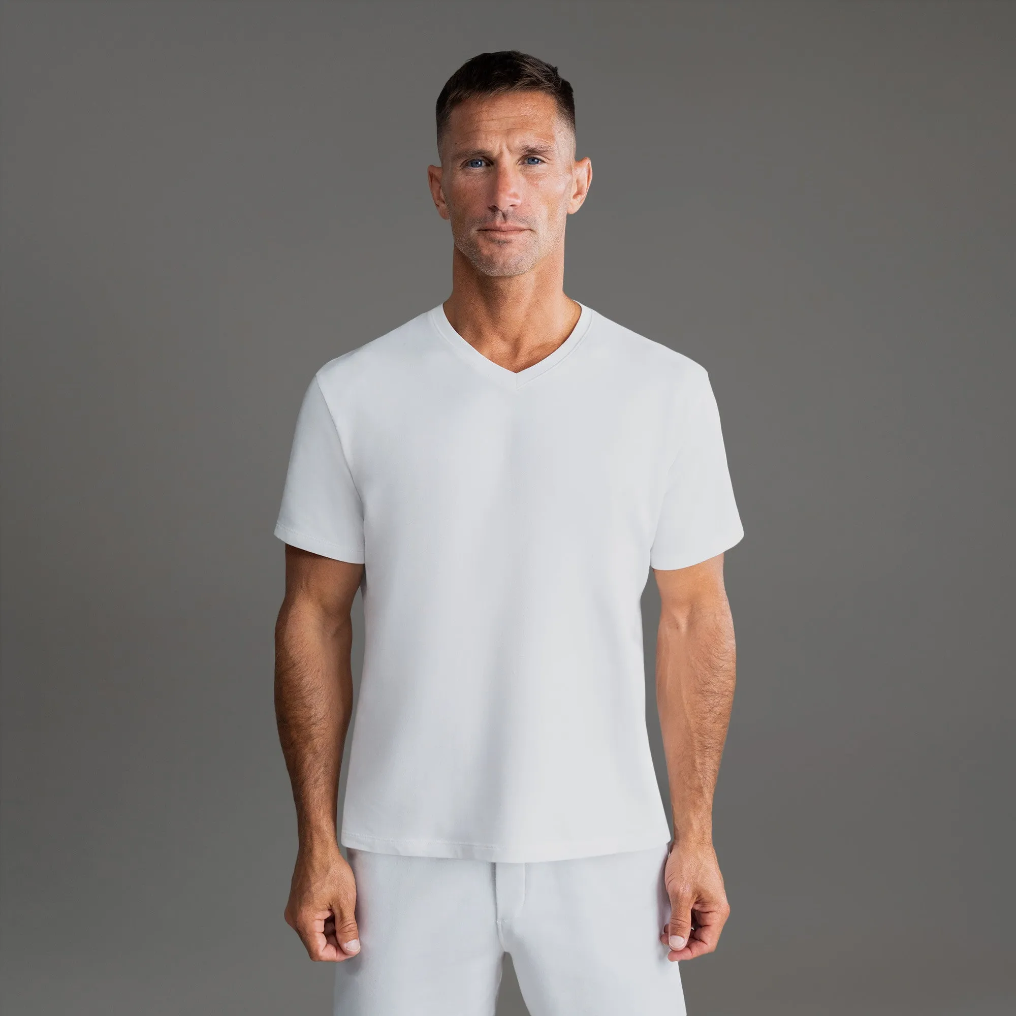 Cumulus V-Neck T-Shirt - Tailored