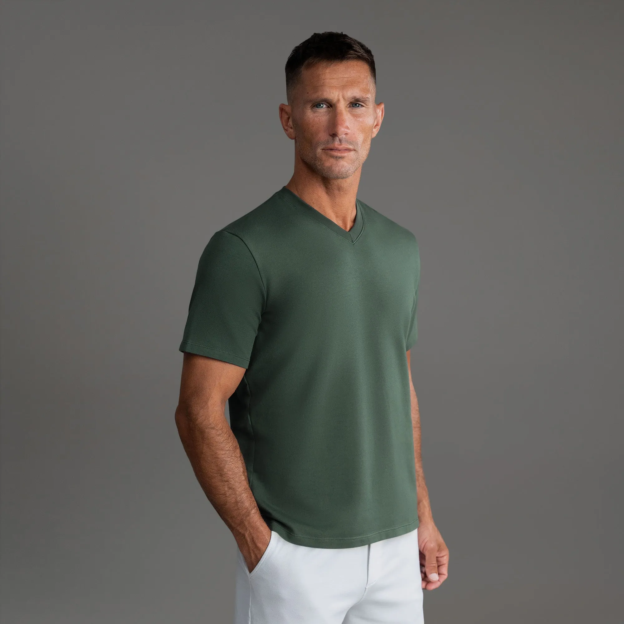 Cumulus V-Neck T-Shirt - Tailored