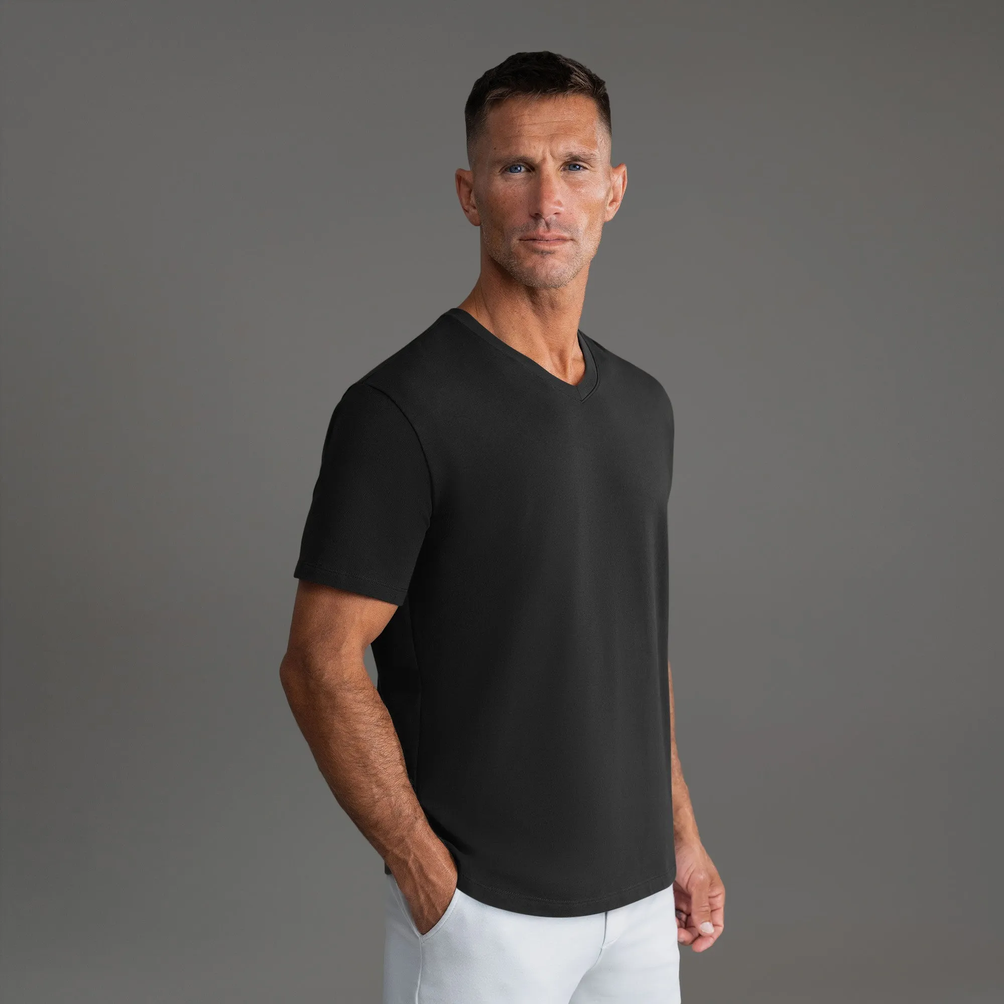 Cumulus V-Neck T-Shirt - Tailored