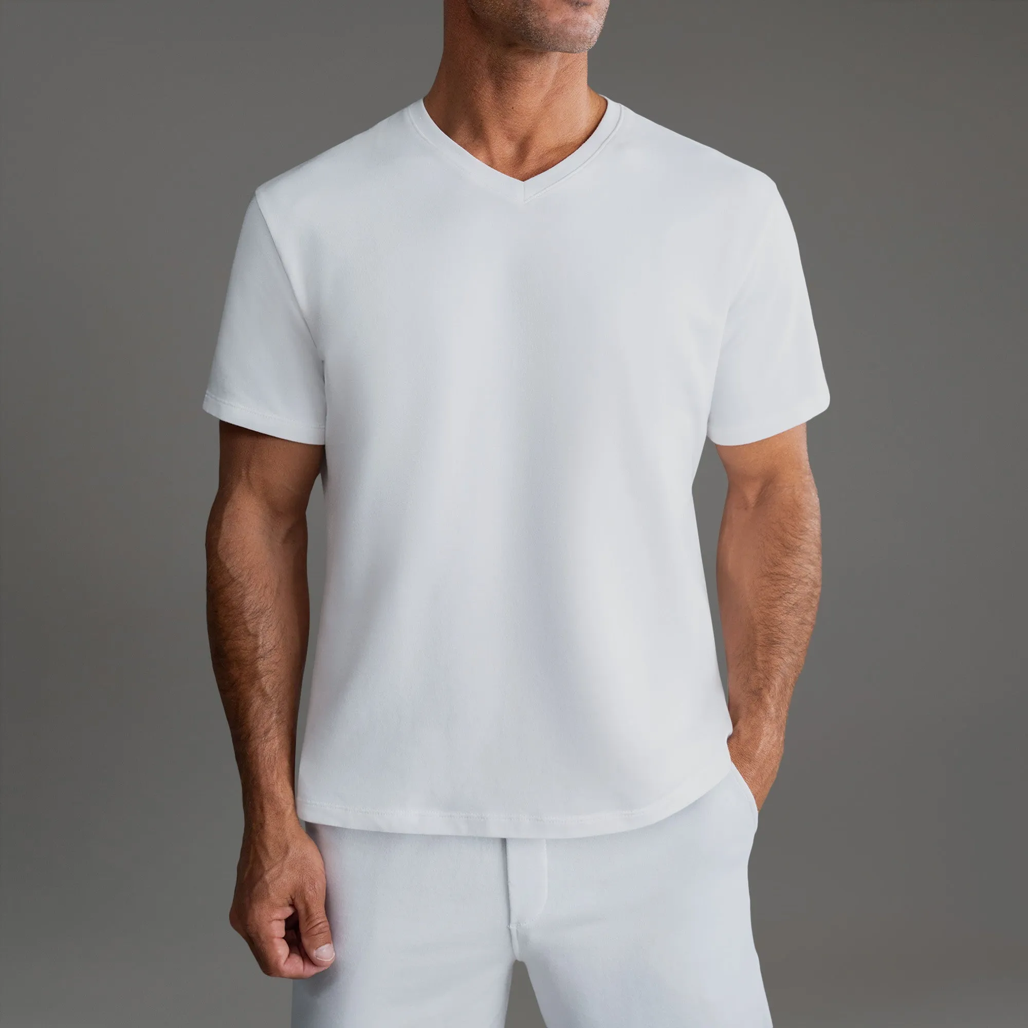 Cumulus V-Neck T-Shirt - Tailored