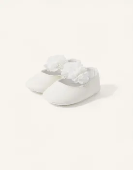 Foot Baby Structured Bootie