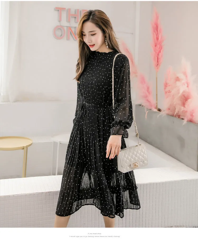 Long Sleeved Polka Dot Pleated Dress