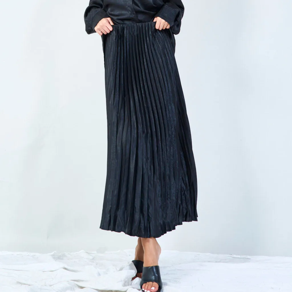 Shimmer pleated midi skirt wholesale