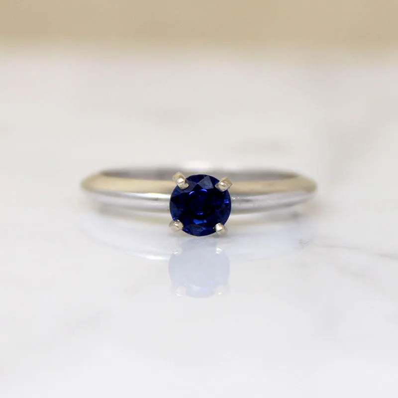 Sophisticated Mid-Century Sapphire Solitaire Ring